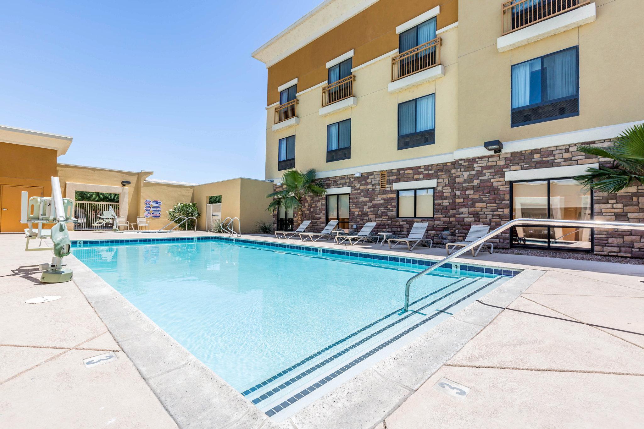 Comfort Suites Blythe Kültér fotó