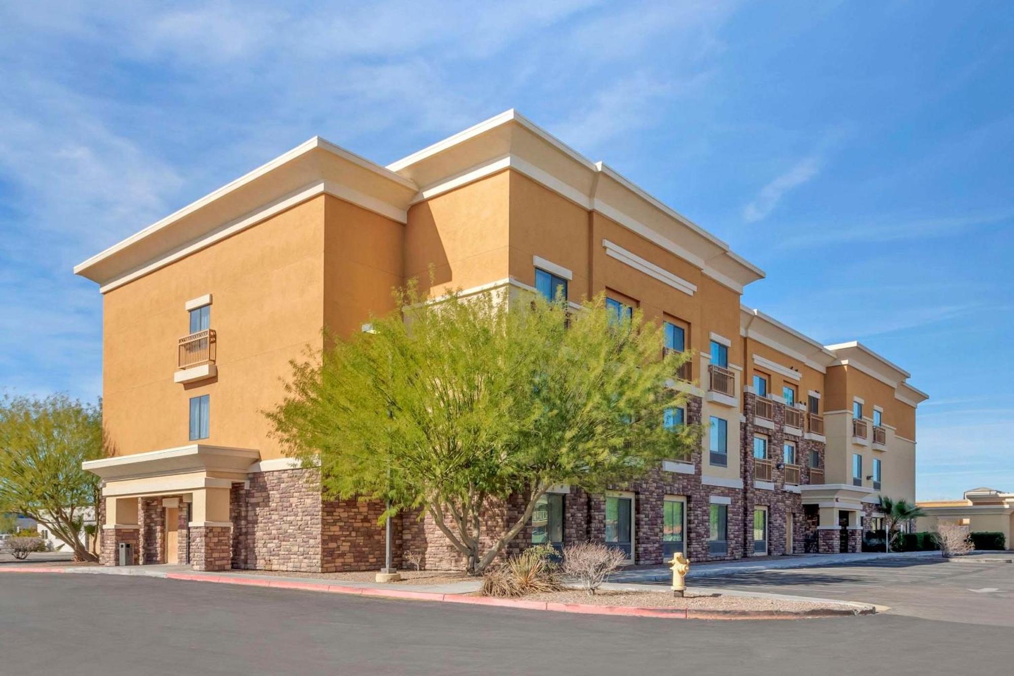 Comfort Suites Blythe Kültér fotó